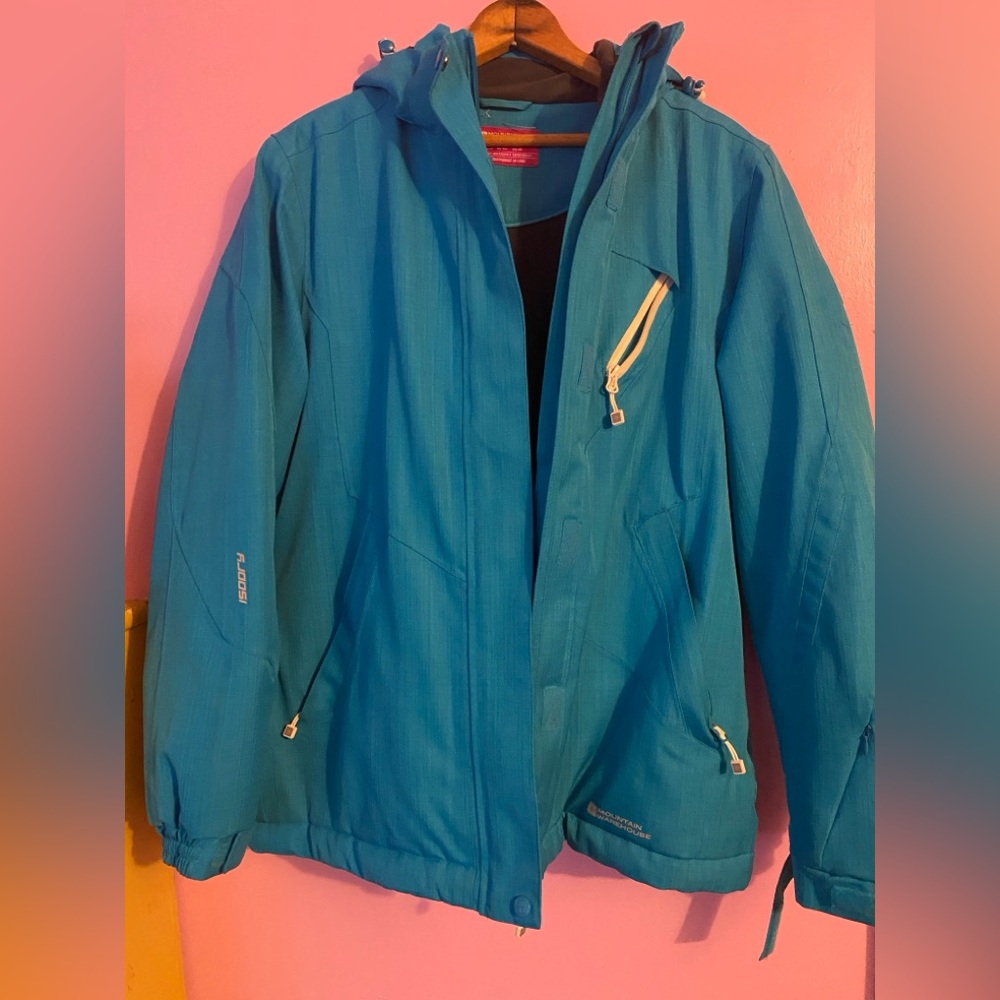 Ski Jacket-Hooded-Mountain Warehouse in Like  New Condition